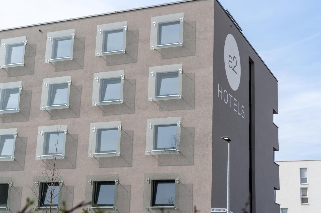 a2 HOTELS Denkendorf - Airport&Messe Exterior foto